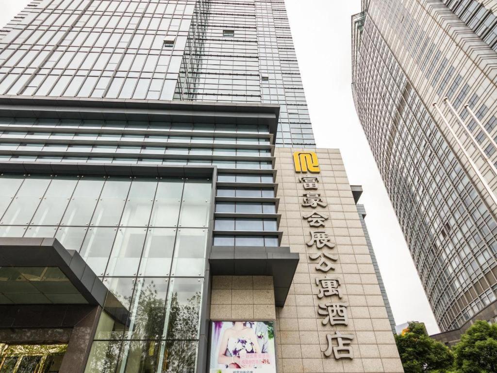 Regal Plaza Hotel & Residence Waigaoqiao Shanghai Exterior photo